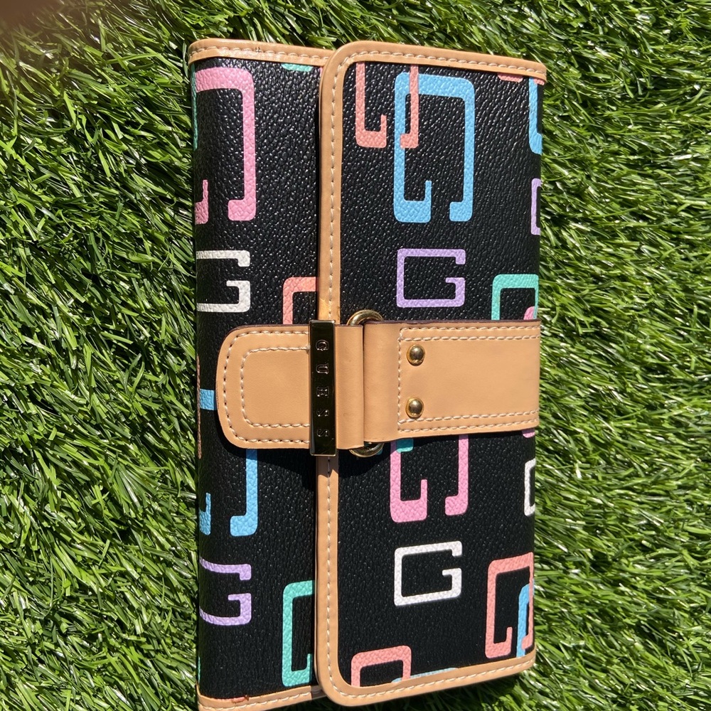 Guess Checkbook style wallet